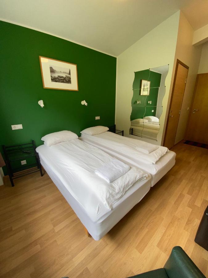 Hoergsland Guesthouse Гьоргсланд Екстер'єр фото